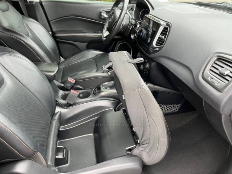 JEEP - COMPASS - 2018/2018 - Branca - R$ 106.000,00