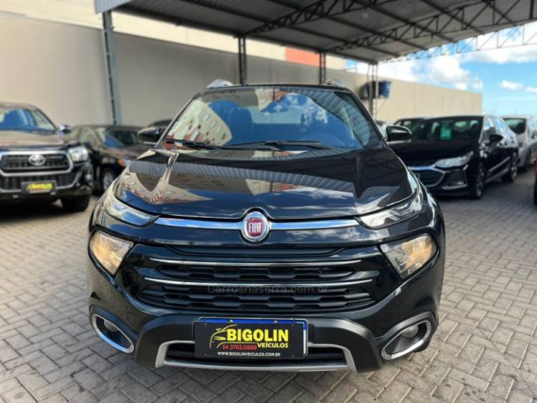 FIAT - TORO - 2021/2021 - Preta - R$ 123.000,00