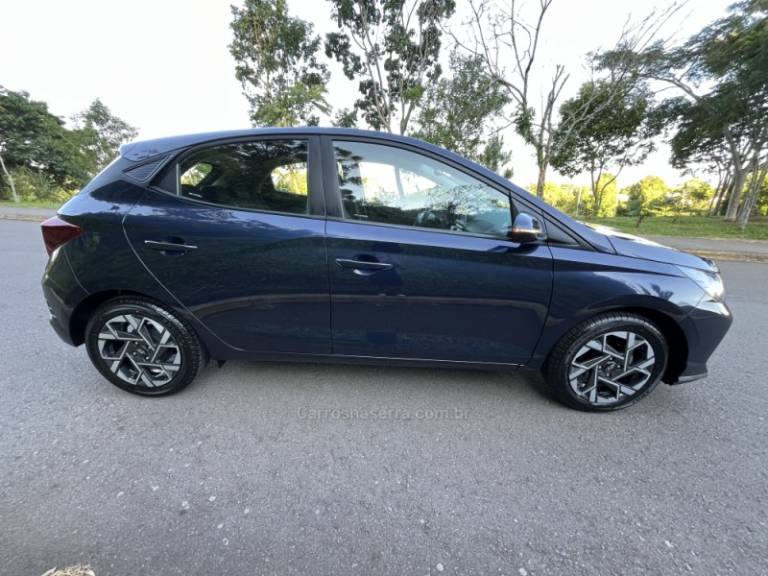 HYUNDAI - HB20 - 2024/2024 - Azul - R$ 86.000,00