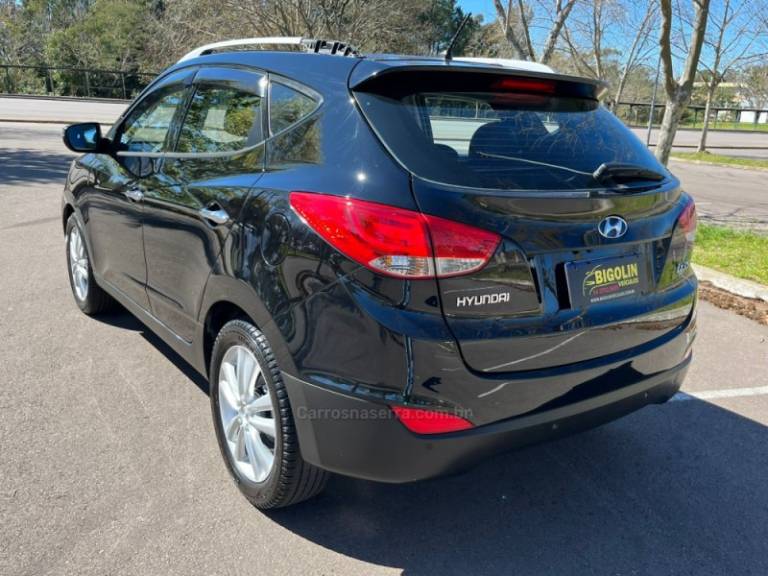 HYUNDAI - IX35 - 2011/2011 - Preta - R$ 61.000,00