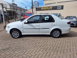 FIAT - SIENA - 2015/2015 - Branca - R$ 39.000,00