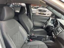 NISSAN - KICKS - 2019/2019 - Branca - R$ 85.000,00