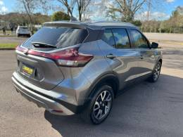 NISSAN - KICKS - 2022/2022 - Cinza - R$ 98.000,00