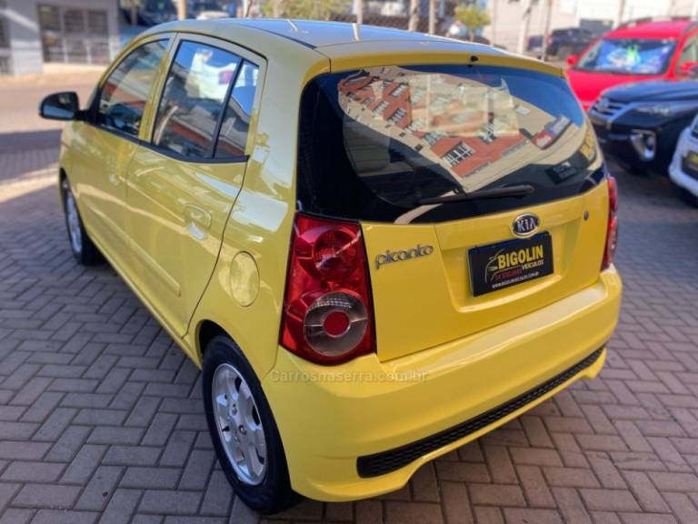KIA MOTORS - PICANTO - 2011/2011 - Amarela - R$ 30.000,00