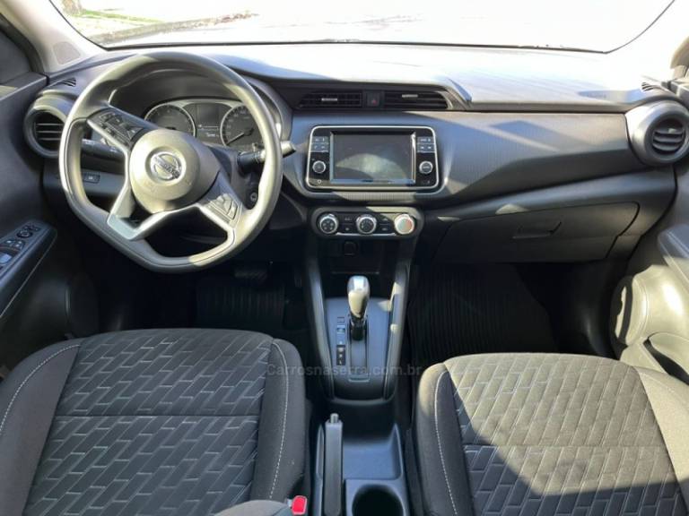 NISSAN - KICKS - 2022/2022 - Cinza - R$ 98.000,00