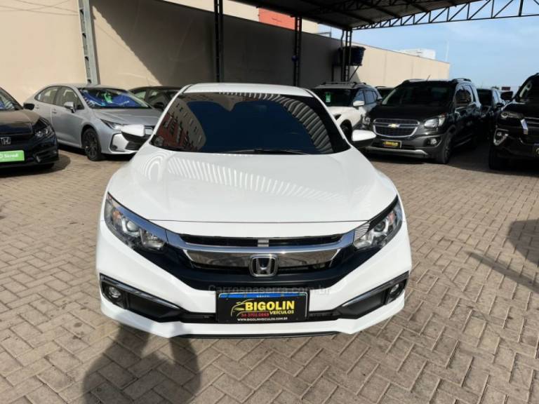 HONDA - CIVIC - 2020/2020 - Branca - R$ 120.000,00
