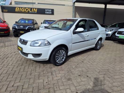 FIAT - SIENA - 2015/2015 - Branca - R$ 39.000,00