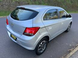 CHEVROLET - ONIX - 2016/2016 - Prata - R$ 59.000,00