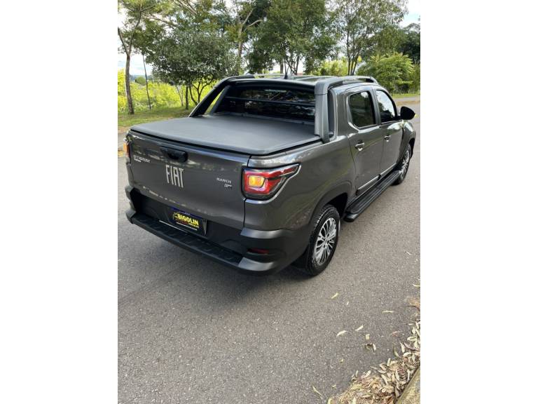 FIAT - STRADA - 2023/2023 - Prata - R$ 122.000,00