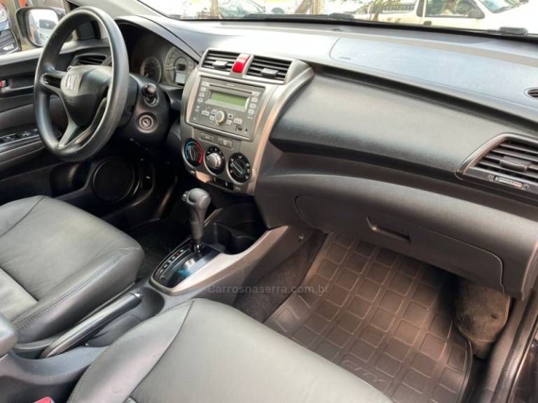 HONDA - CITY - 2014/2014 - Preta - R$ 58.000,00