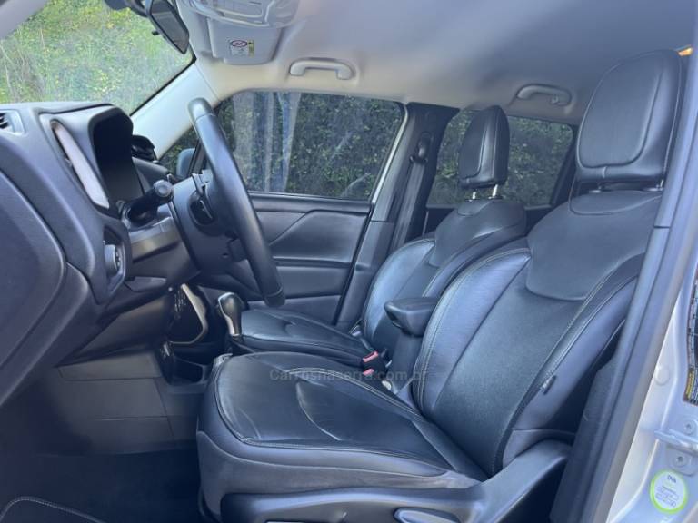 JEEP - RENEGADE - 2016/2016 - Prata - R$ 72.000,00