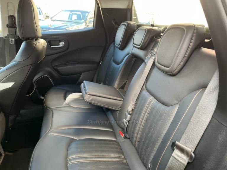 FIAT - TORO - 2021/2021 - Preta - R$ 123.000,00