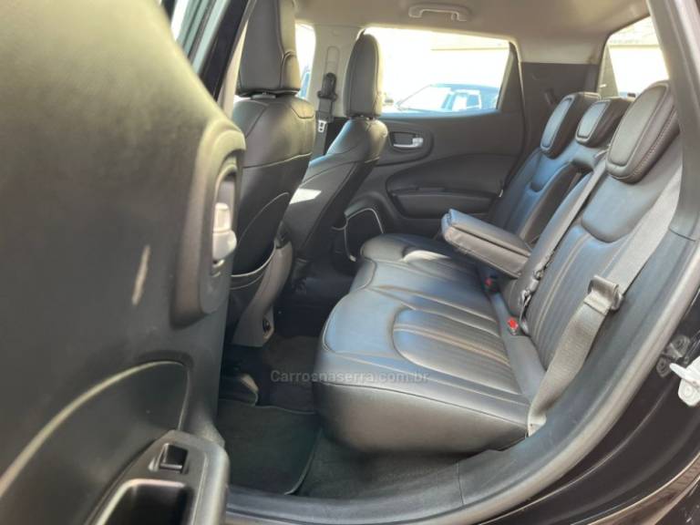 FIAT - TORO - 2021/2021 - Preta - R$ 123.000,00