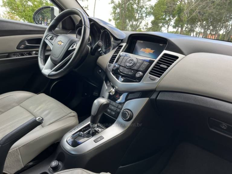 CHEVROLET - CRUZE - 2013/2013 - Branca - R$ 62.000,00