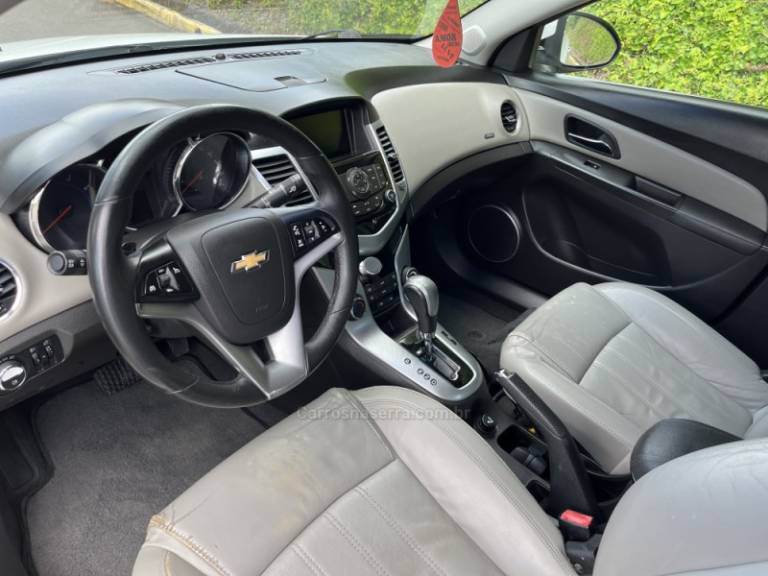 CHEVROLET - CRUZE - 2013/2013 - Branca - R$ 62.000,00