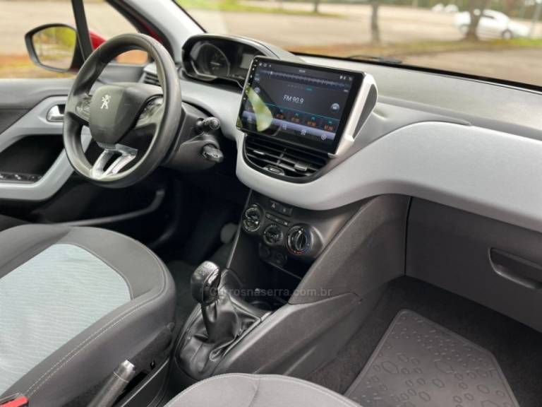 PEUGEOT - 208 - 2015/2015 - Vermelha - R$ 43.000,00