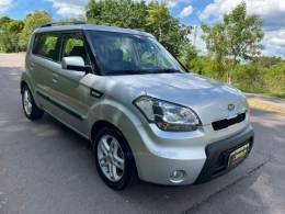 KIA MOTORS - SOUL - 2010/2010 - Prata - R$ 45.000,00