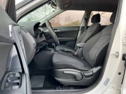 HYUNDAI - CRETA - 2017/2017 - Branca - R$ 85.000,00