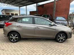 TOYOTA - YARIS - 2020/2020 - Cinza - R$ 86.000,00