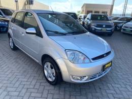FORD - FIESTA - 2006/2006 - Prata - R$ 29.000,00
