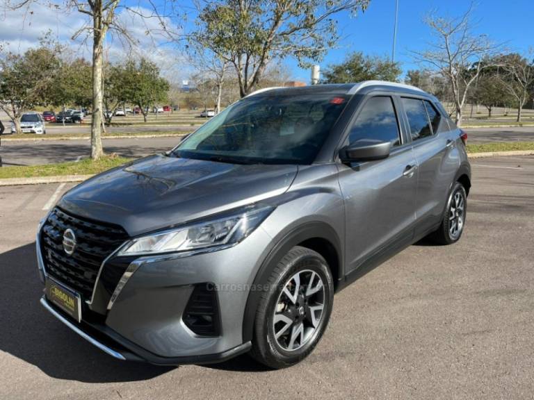 NISSAN - KICKS - 2022/2022 - Cinza - R$ 98.000,00