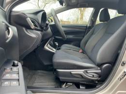 TOYOTA - YARIS - 2020/2020 - Cinza - R$ 82.000,00