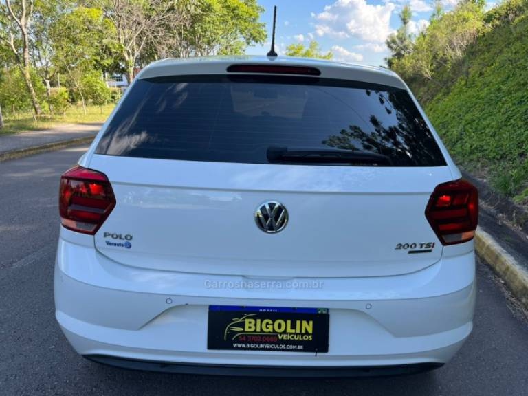 VOLKSWAGEN - POLO - 2020/2020 - Branca - R$ 80.000,00