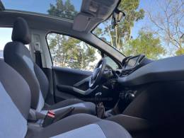 PEUGEOT - 208 - 2015/2015 - Branca - R$ 45.000,00