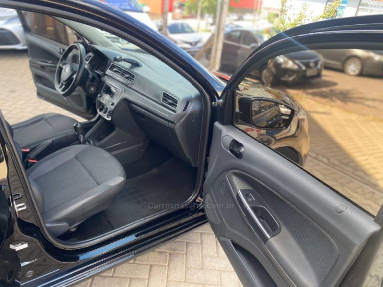 VOLKSWAGEN - GOL - 2022/2022 - Preta - R$ 59.000,00