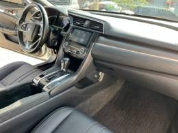 HONDA - CIVIC - 2020/2020 - Branca - R$ 120.000,00