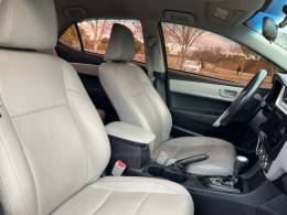 TOYOTA - COROLLA - 2018/2018 - Preta - R$ 93.000,00