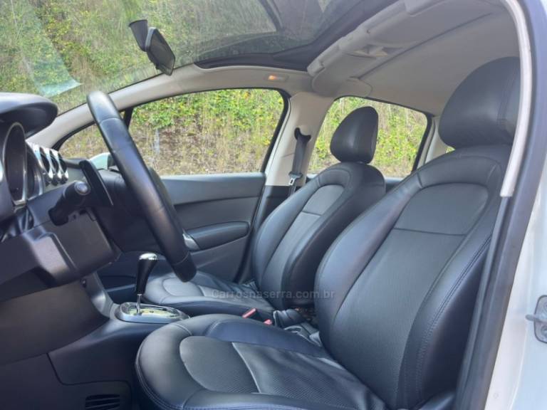 CITROËN - C3 - 2015/2015 - Branca - R$ 46.000,00