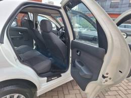 FIAT - SIENA - 2015/2015 - Branca - R$ 39.000,00