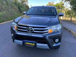 TOYOTA - HILUX - 2018/2018 - Cinza - R$ 188.000,00