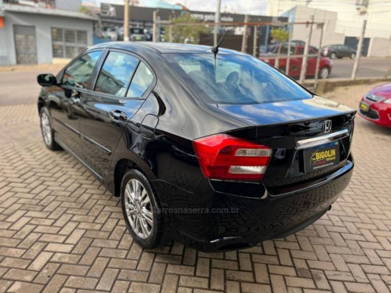 HONDA - CITY - 2014/2014 - Preta - R$ 58.000,00