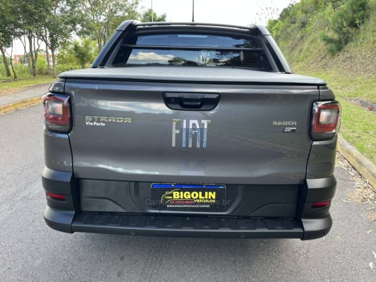 FIAT - STRADA - 2023/2023 - Prata - R$ 122.000,00