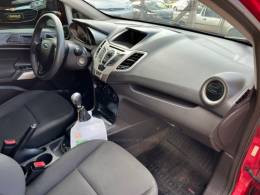 FORD - FIESTA - 2011/2011 - Vermelha - R$ 39.000,00