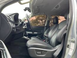 MITSUBISHI - L200 TRITON - 2023/2023 - Prata - R$ 205.000,00