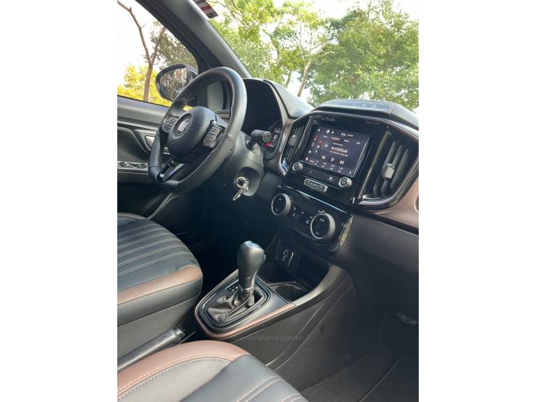 FIAT - STRADA - 2023/2023 - Prata - R$ 122.000,00