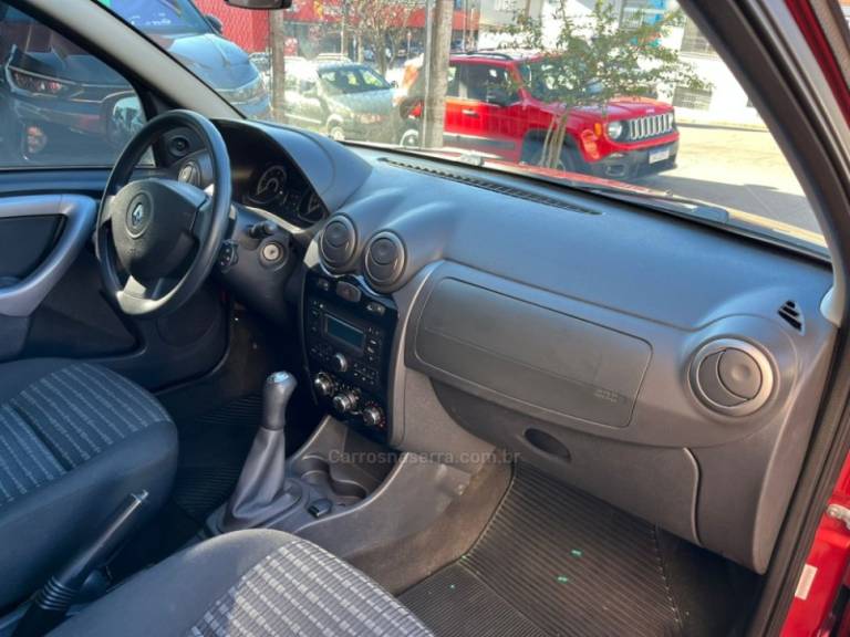 RENAULT - SANDERO - 2014/2014 - Vermelha - R$ 35.000,00