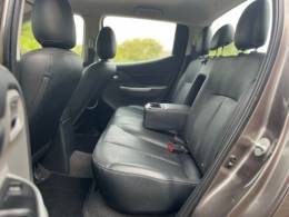 MITSUBISHI - L200 TRITON - 2019/2019 - Marrom - R$ 151.000,00