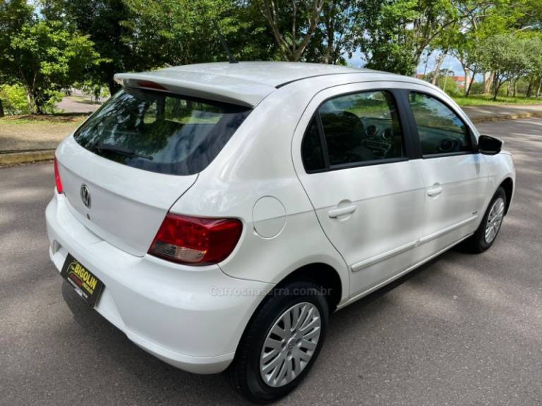 VOLKSWAGEN - GOL - 2012/2012 - Branca - R$ 33.000,00
