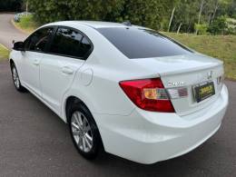 HONDA - CIVIC - 2016/2016 - Branca - R$ 78.000,00