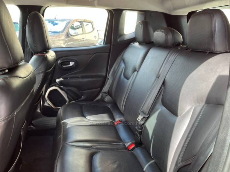 JEEP - RENEGADE - 2016/2016 - Vermelha - R$ 65.000,00
