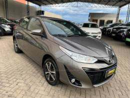 TOYOTA - YARIS - 2020/2020 - Cinza - R$ 86.000,00