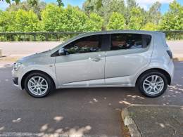 CHEVROLET - SONIC - 2013/2013 - Prata - R$ 45.000,00